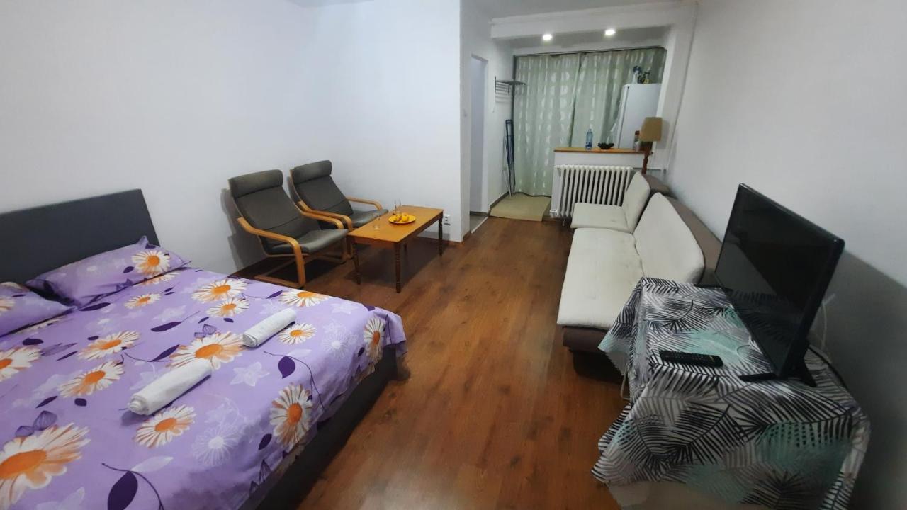 Appartamento Lovely 1 Bedroom With Free Street Parking *